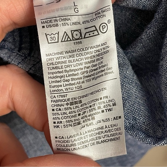 GAP Men’s Large standard fit linen button down blue crush - Picture 4 of 9
